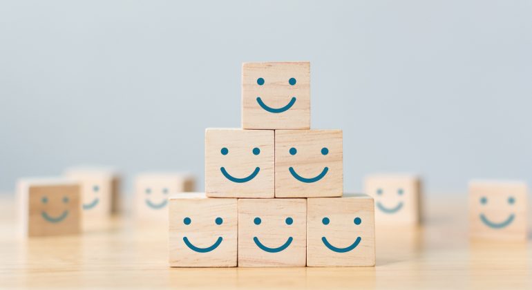Wooden,Cube,Block,Shape,With,Icon,Face,Smiley,,The,Best